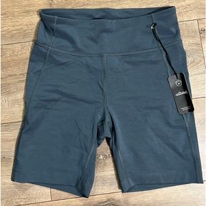 All birds compression shorts